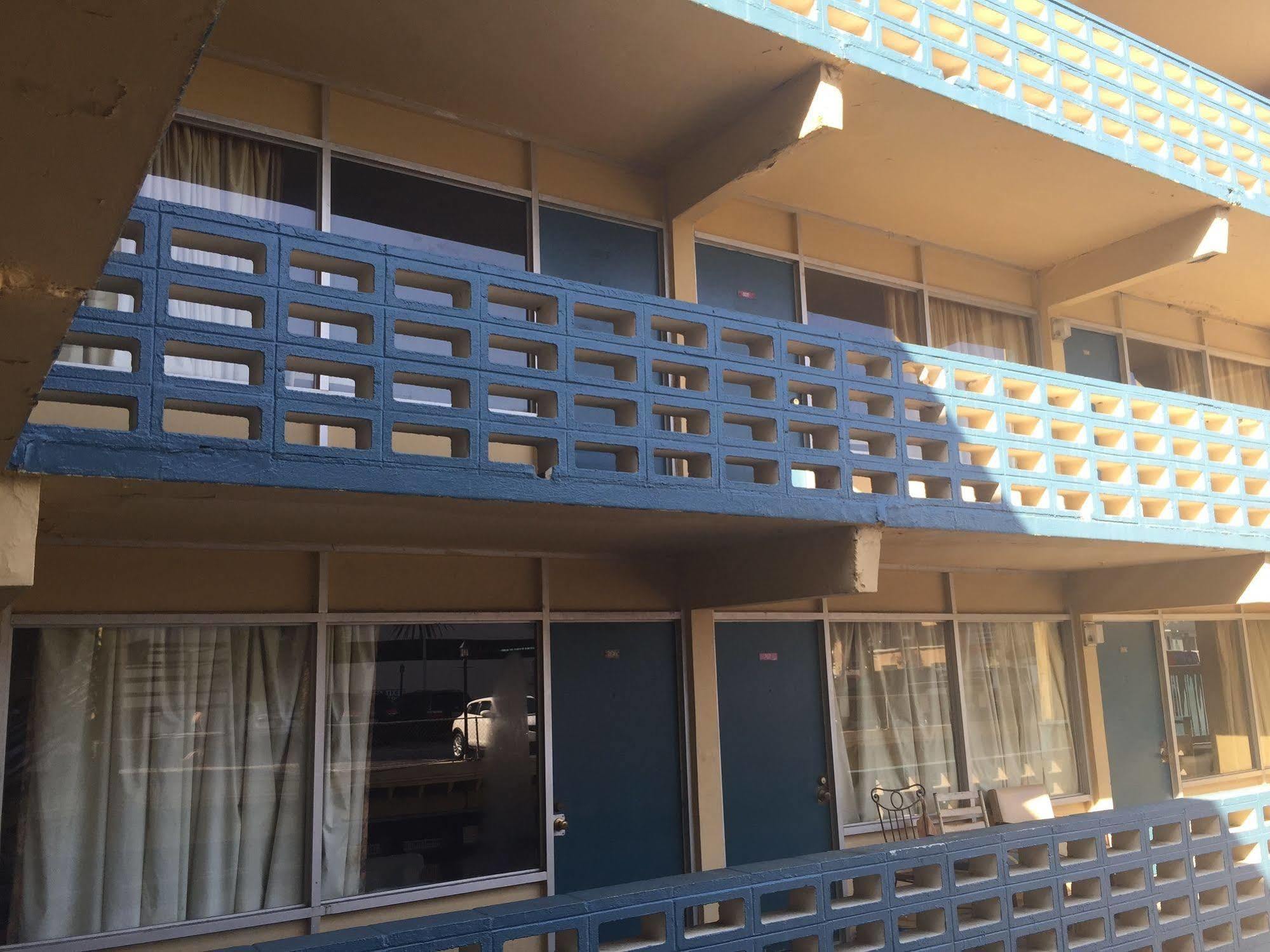Hotel Beach Walk Myrtle Beach Exterior foto